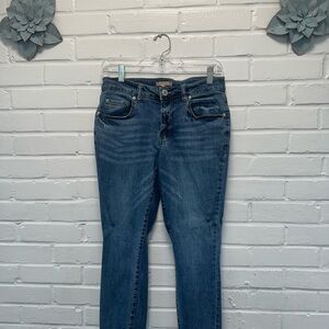 Gibson Latimer Dark Blue Skinny Jeans with Stylish Distressed Cuffs